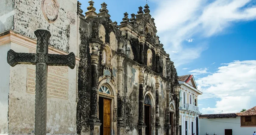 Nica Travel and Tours- Granada City03