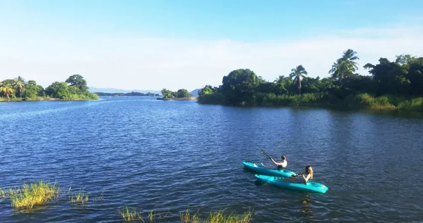 Nica Travel and Tours- Isletas Kayak